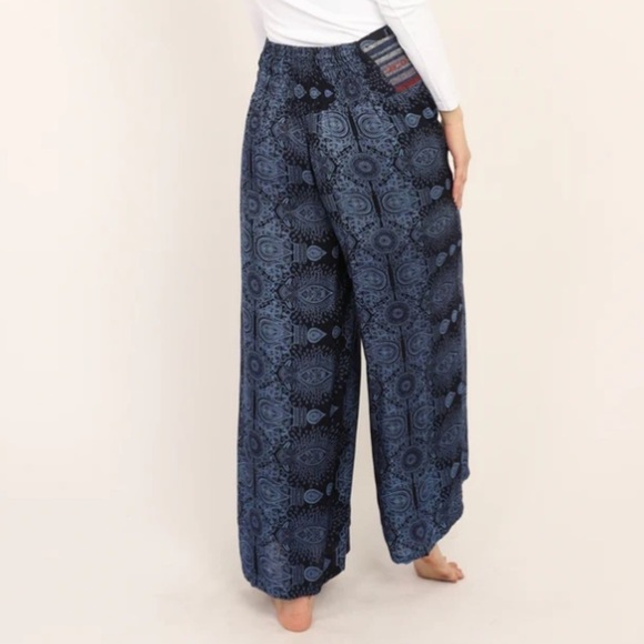 NEW Bali Queen Pocahontas Wide Leg High Rise Pants Embroidered Beach Travel - Picture 10 of 16